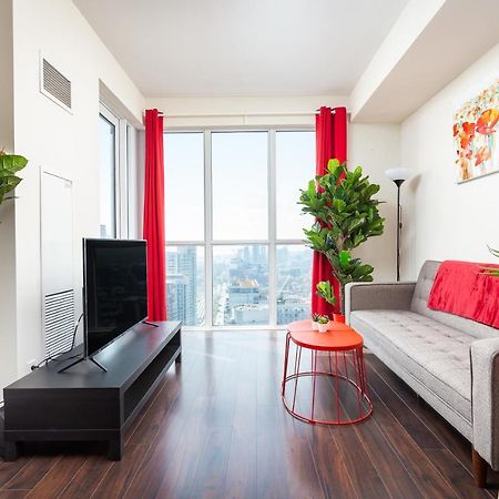 Across From The Cn Tower, Metro Toronto Convention Centre And Rogers Centre In Downtown Toronto Core Apartment Exterior photo
