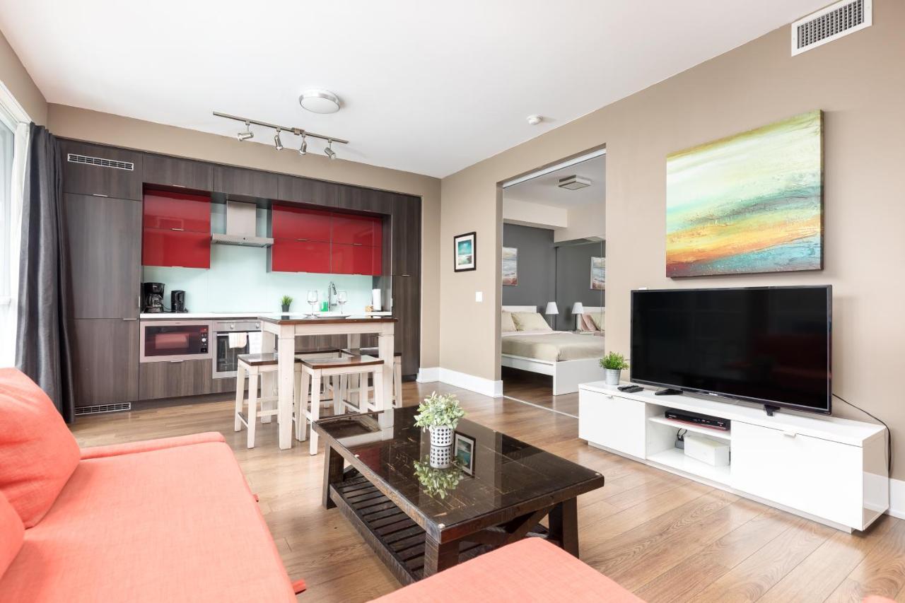 Across From The Cn Tower, Metro Toronto Convention Centre And Rogers Centre In Downtown Toronto Core Apartment Exterior photo